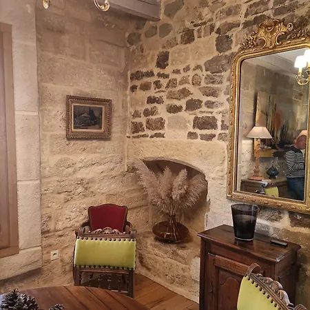 Des Sablons Apartment *